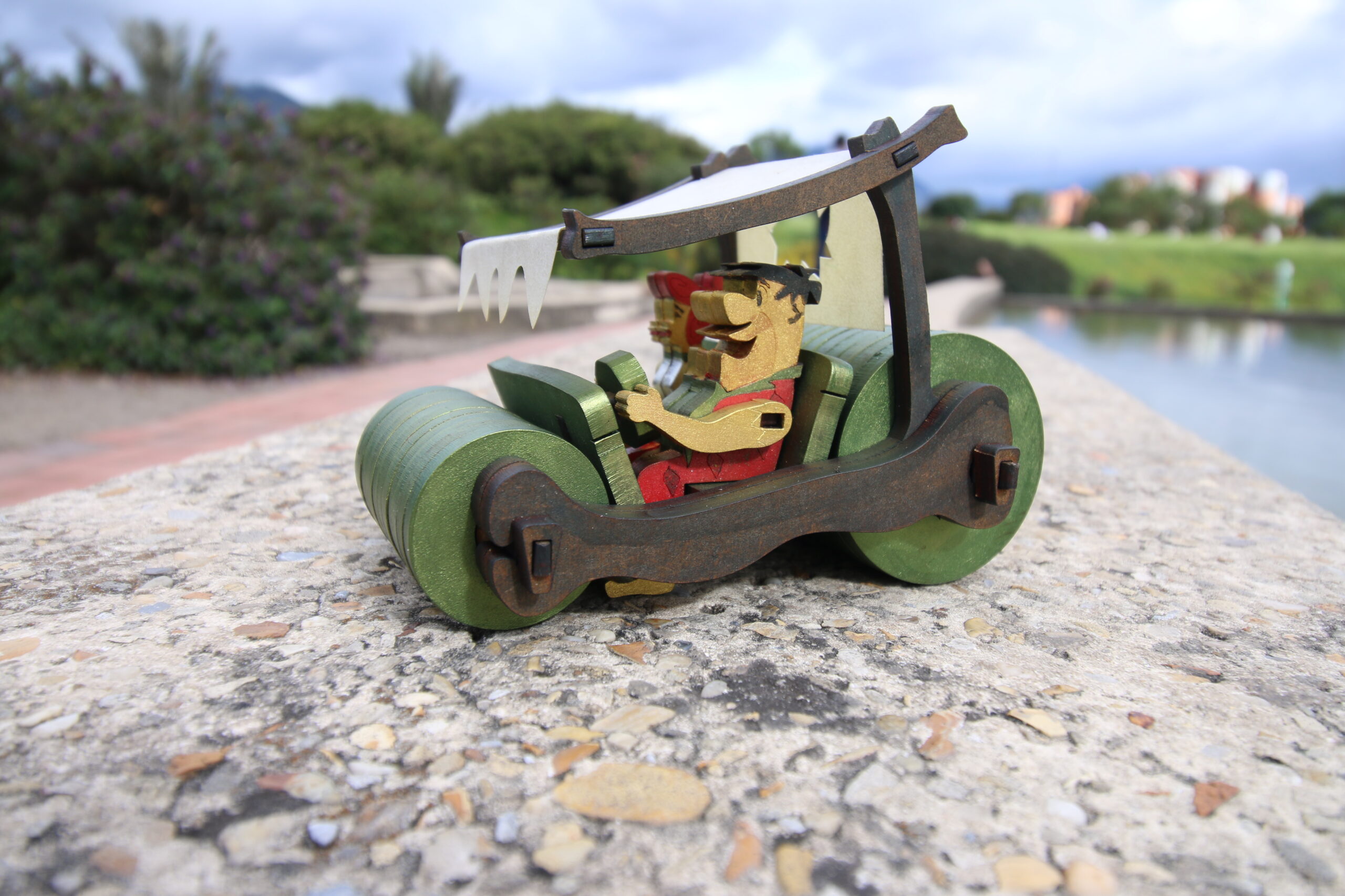 Troncomóvil de los Picapiedra