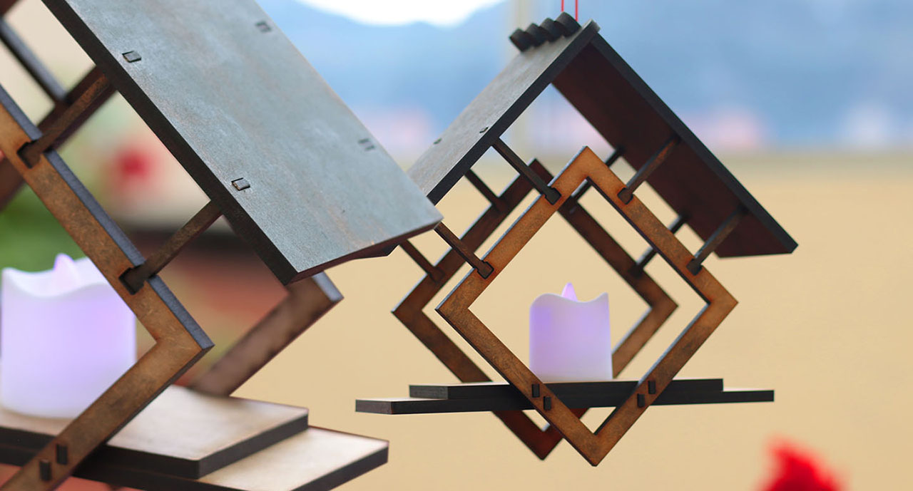 Casa Colgante para Aves o Portavelas