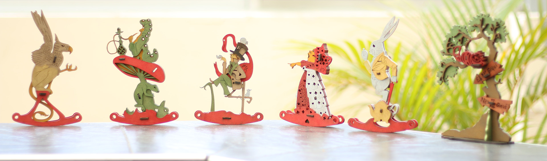 Caja Libro Alicia en el País de las Maravillas